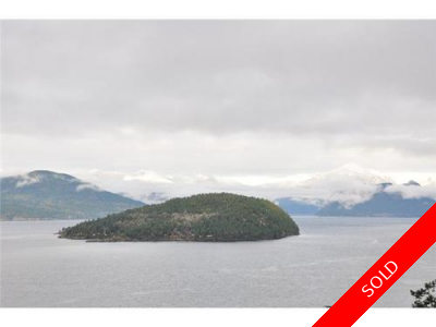 Howe Sound Duplex for sale: 3 bedroom 2,250 sq.ft. (Listed 2013-04-10)