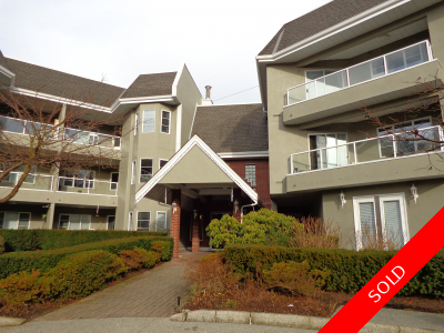 Lynn Valley Apartment for sale: Cedar Village 2 bedroom 1,167 sq.ft. (Listed 2014-01-26)